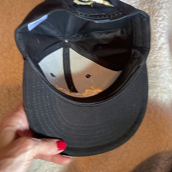 Jack ‘ N for beats hat - Picture 4 of 5